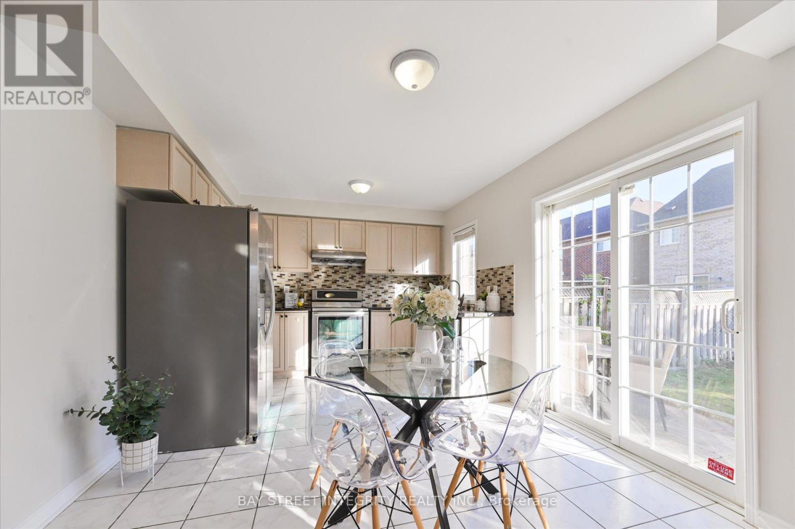 235 Fred Mclaren Boulevard, Markham (Wismer), Ontario  L6E 1S9 - Photo 11 - N12449346