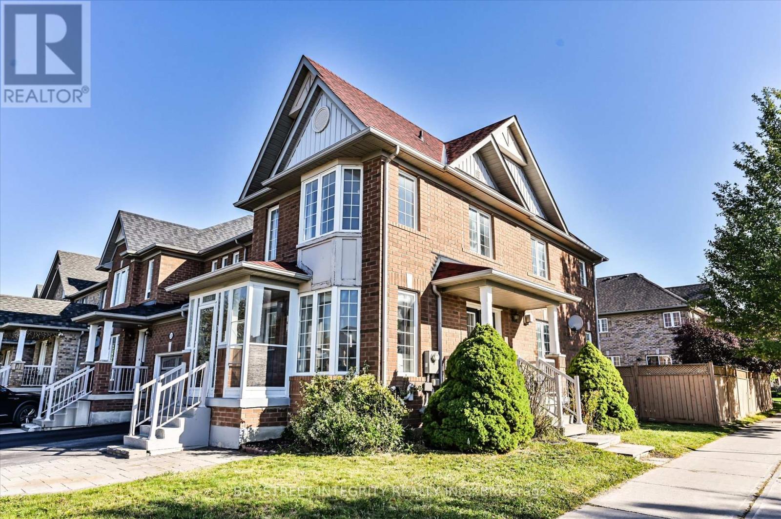 235 Fred Mclaren Boulevard, Markham (Wismer), Ontario  L6E 1S9 - Photo 2 - N12449346