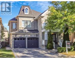 26 MANLEY AVENUE, Whitchurch-Stouffville, Ontario