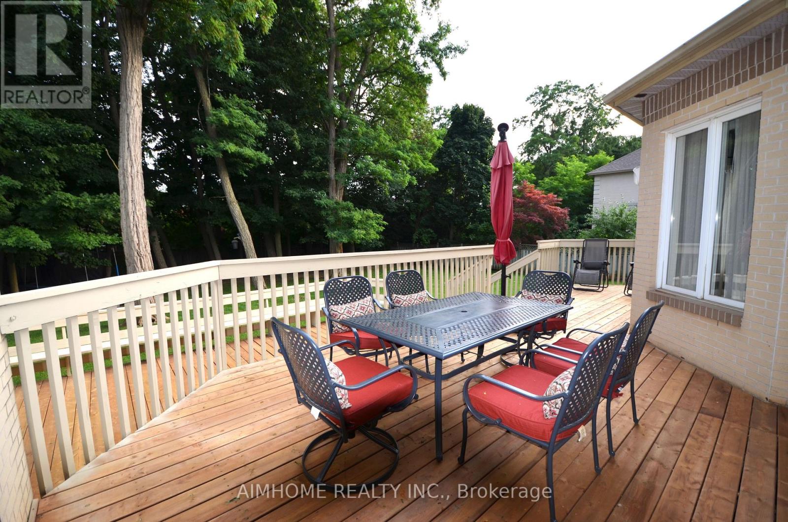 145 Renaissance Court, Vaughan (Beverley Glen), Ontario  L4J 7W4 - Photo 48 - N12449382