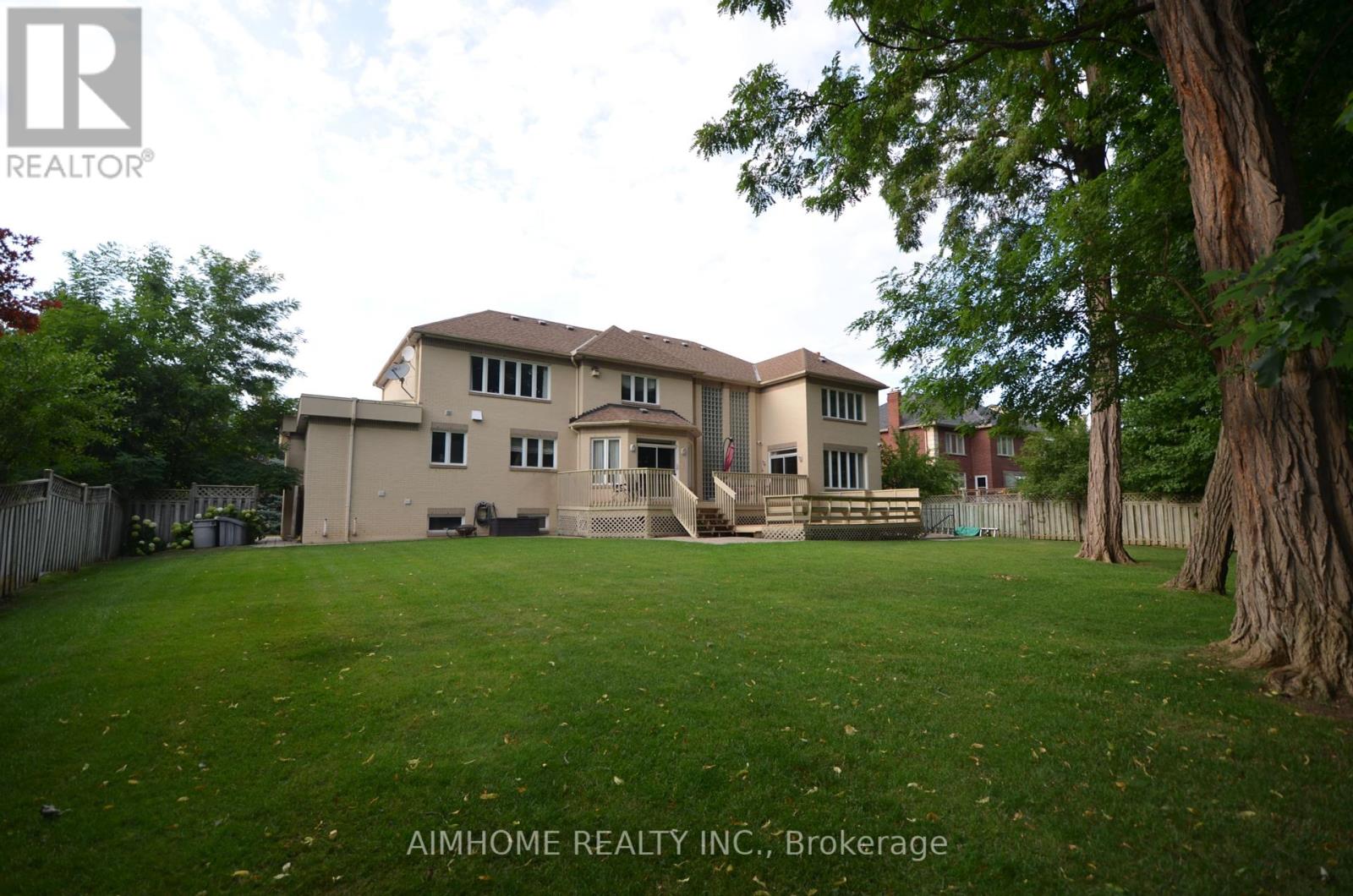 145 Renaissance Court, Vaughan (Beverley Glen), Ontario  L4J 7W4 - Photo 50 - N12449382