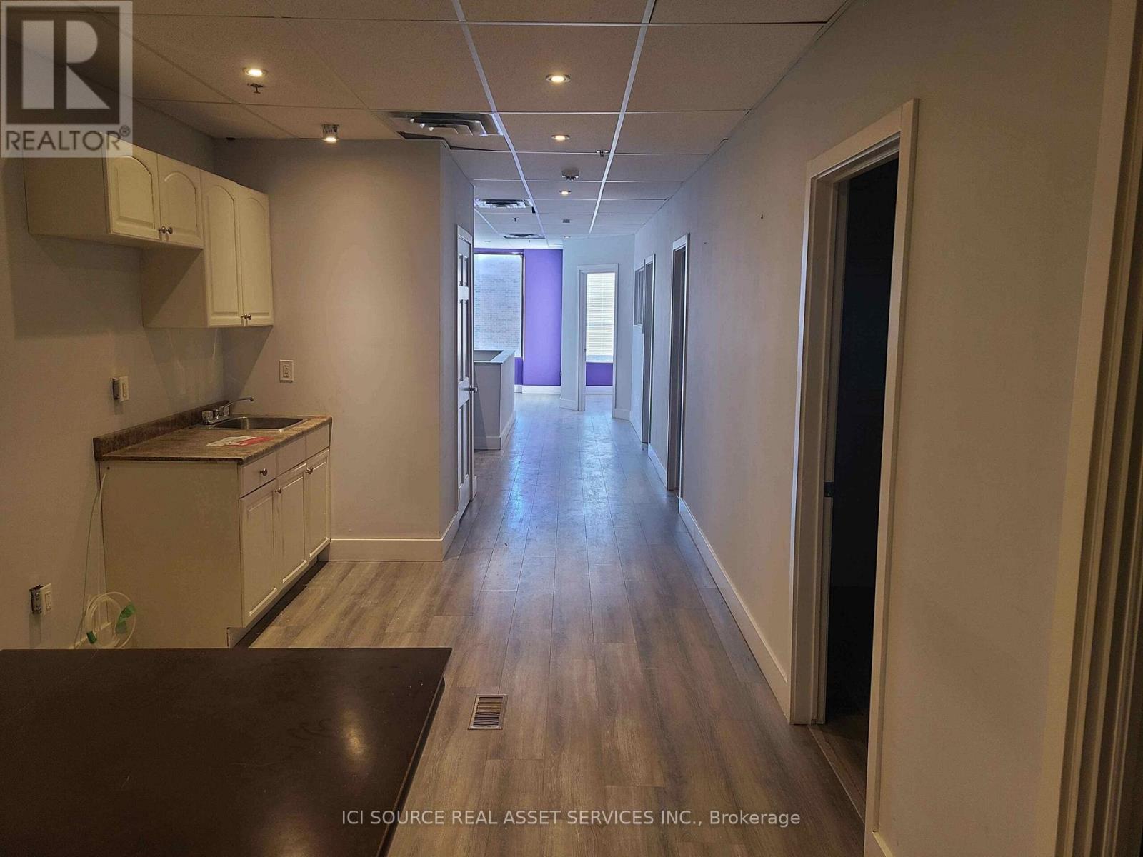 12 - 410 Chrislea Road, Vaughan, Ontario  L4L 8B5 - Photo 14 - N12449412