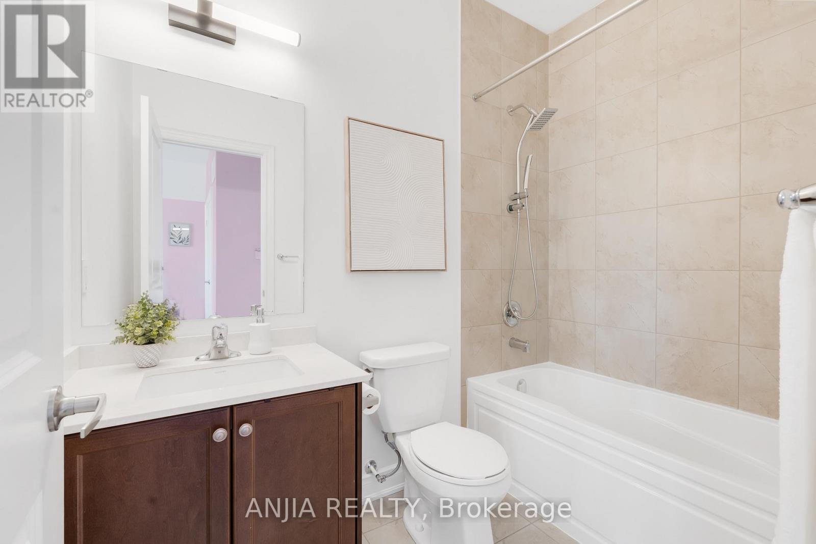 9 Mario Avenue, Markham (Cachet), Ontario  L6C 0X8 - Photo 27 - N12449459