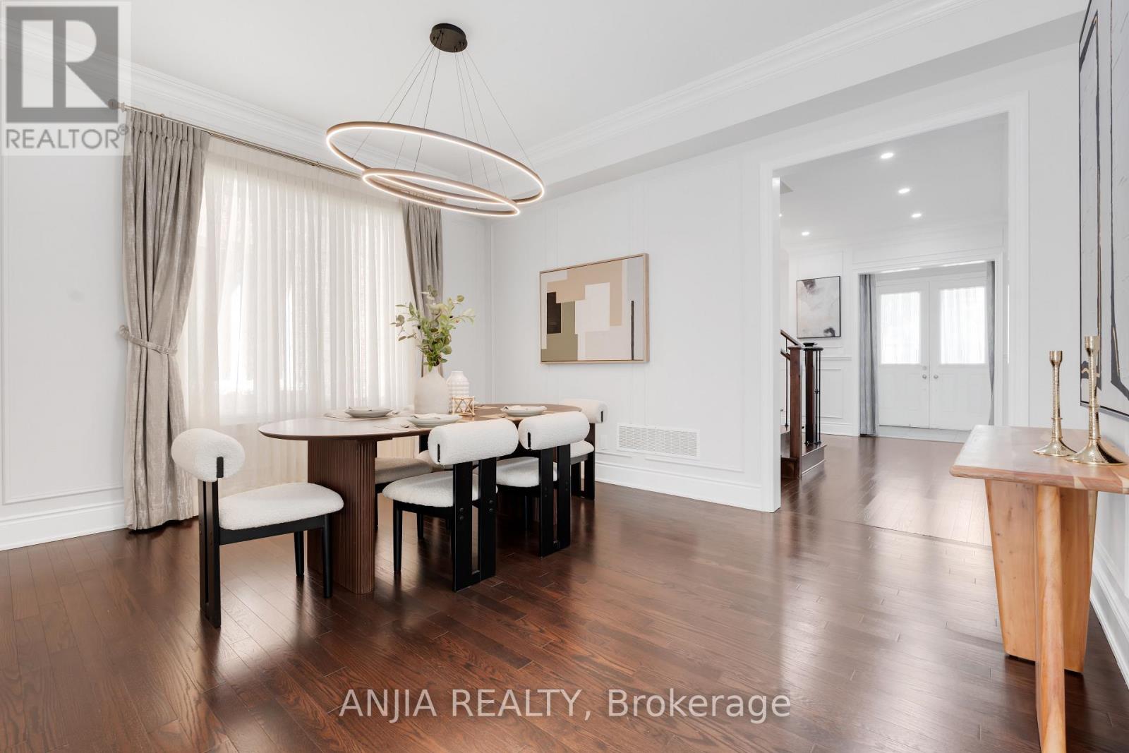 9 Mario Avenue, Markham (Cachet), Ontario  L6C 0X8 - Photo 7 - N12449459