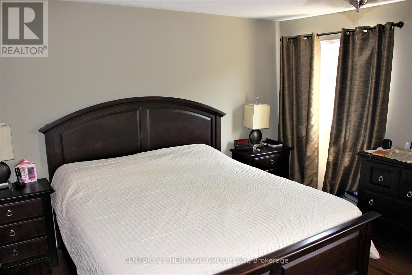 185 River Ridge Boulevard, Aurora, Ontario  L4G 7T7 - Photo 15 - N12449466