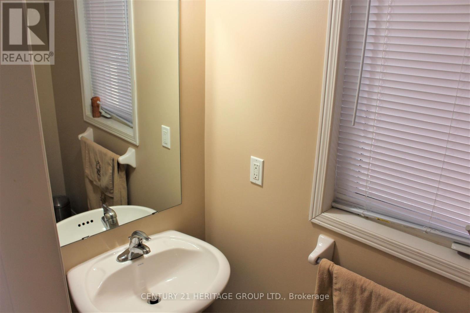 185 River Ridge Boulevard, Aurora, Ontario  L4G 7T7 - Photo 20 - N12449466