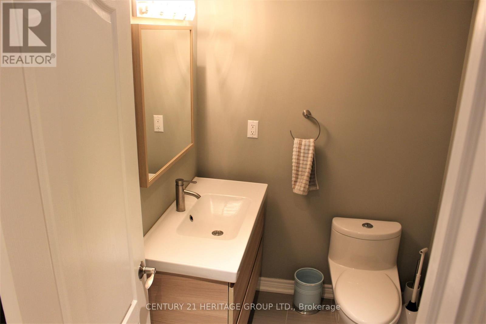 185 River Ridge Boulevard, Aurora, Ontario  L4G 7T7 - Photo 28 - N12449466