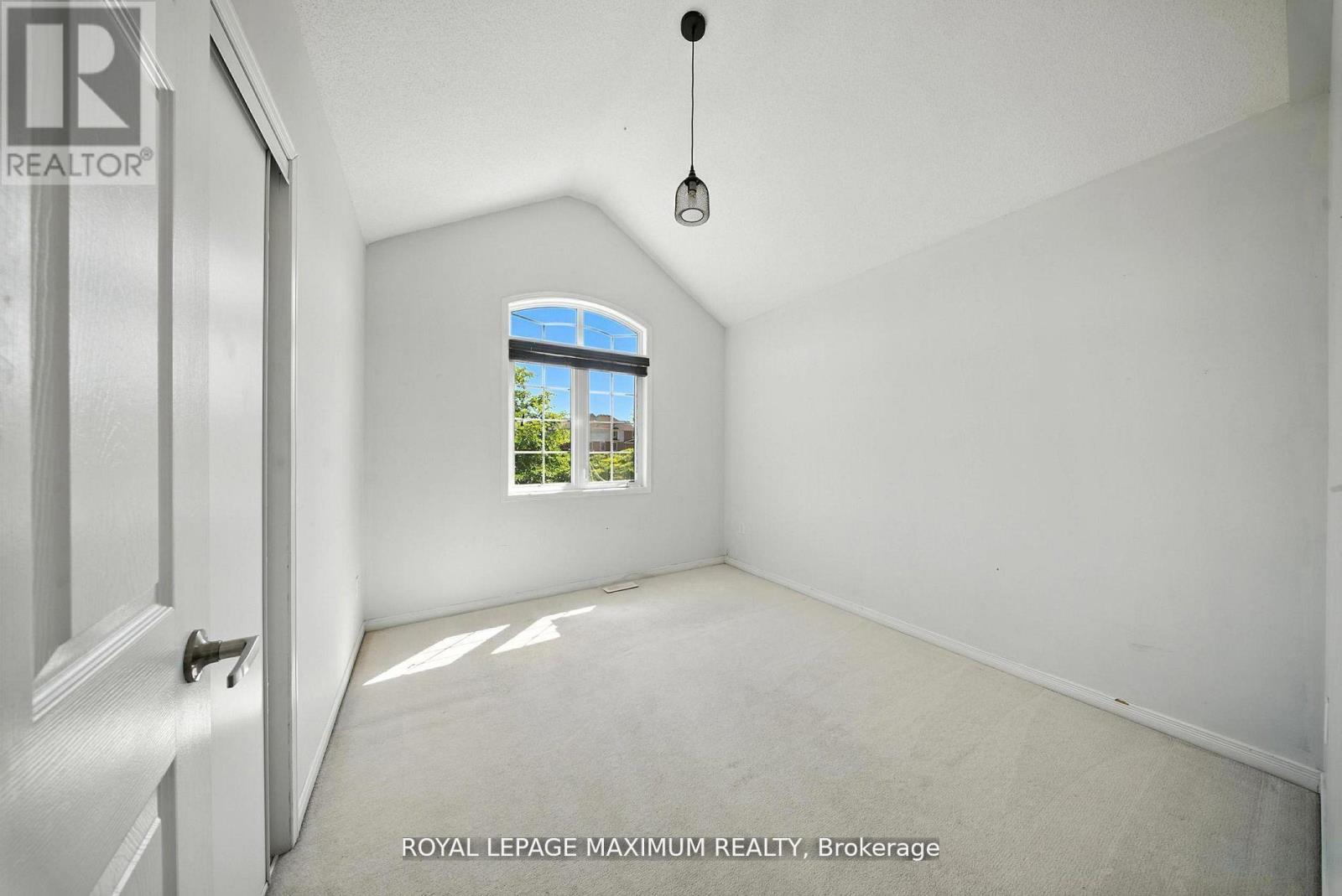 80 Cauthers Crescent, New Tecumseth (Alliston), Ontario  L9R 0L2 - Photo 18 - N12449469
