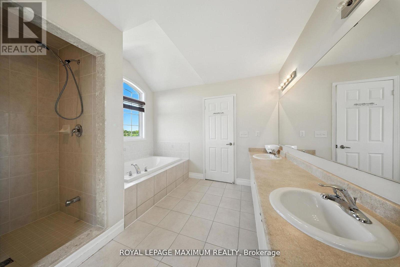 80 Cauthers Crescent, New Tecumseth (Alliston), Ontario  L9R 0L2 - Photo 26 - N12449469