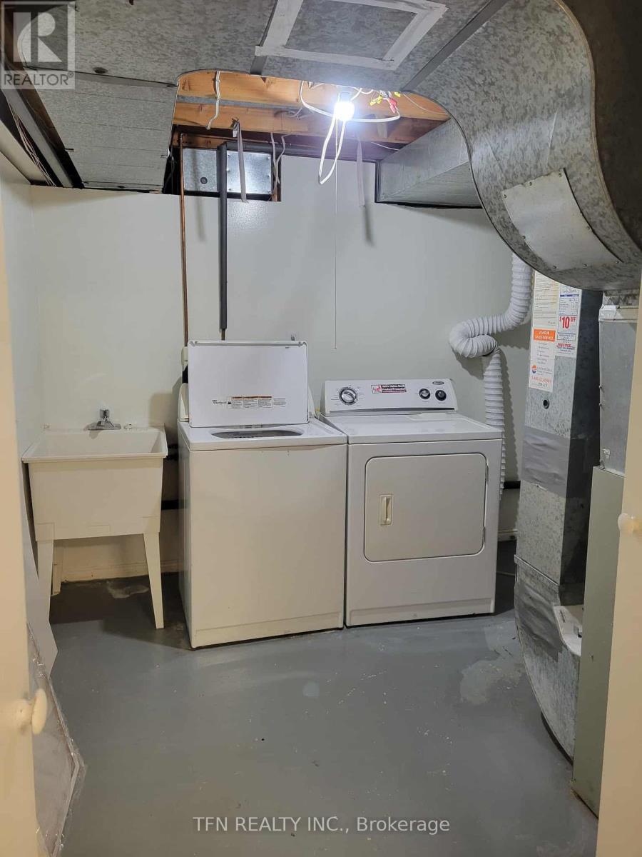 Lower - 112 Trafalgar Square, Vaughan, Ontario  L4J 7M9 - Photo 11 - N12449484