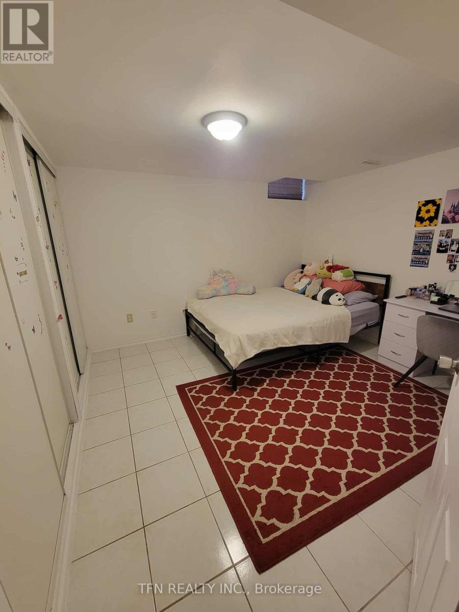 Lower - 112 Trafalgar Square, Vaughan, Ontario  L4J 7M9 - Photo 5 - N12449484