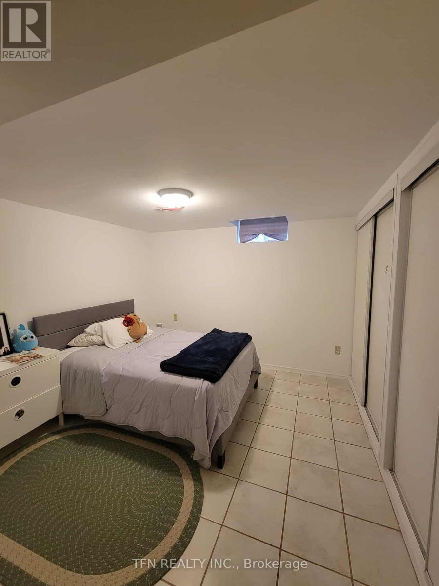 Lower - 112 Trafalgar Square, Vaughan, Ontario  L4J 7M9 - Photo 6 - N12449484