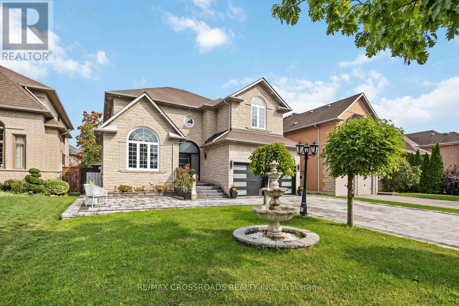 50 Grandlea Crescent, Markham (Rouge Fairways), Ontario  L3S 4A2 - Photo 3 - N12449489