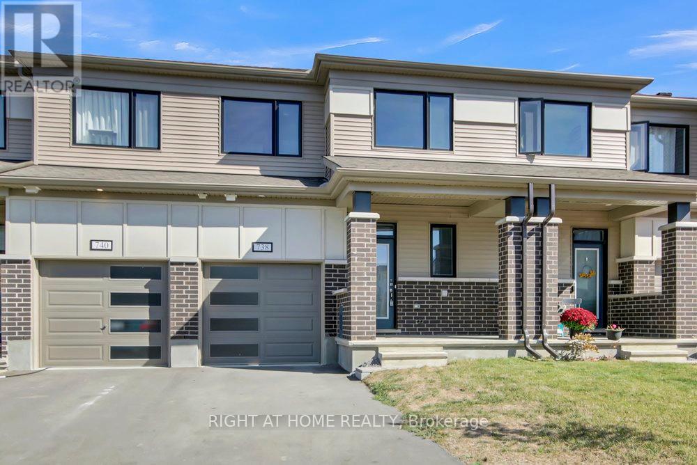 738 Quilter Row, Ottawa, Ontario  K0A 2Z0 - Photo 2 - X12424925