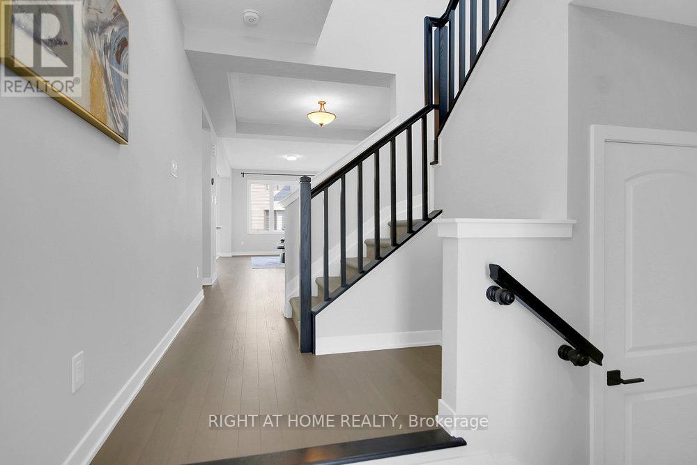 738 Quilter Row, Ottawa, Ontario  K0A 2Z0 - Photo 6 - X12424925