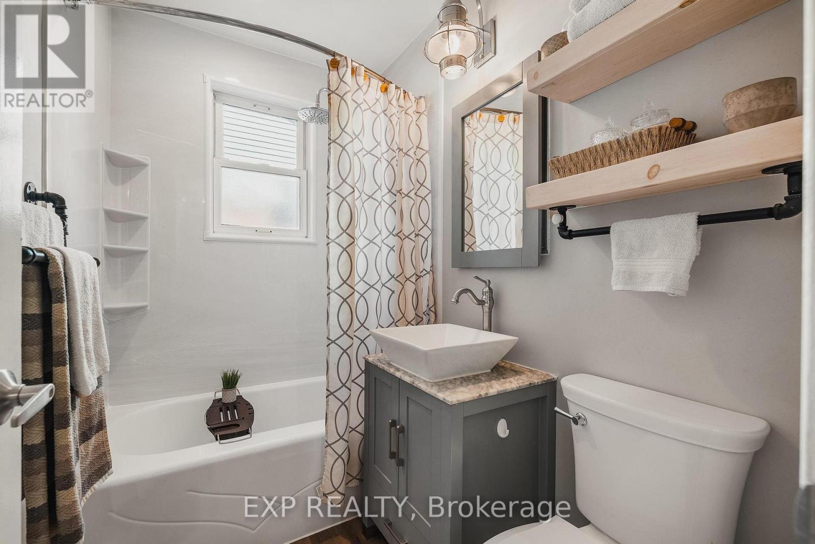 300 Melrose Avenue, Kitchener, Ontario  N2H 2C1 - Photo 16 - X12426701