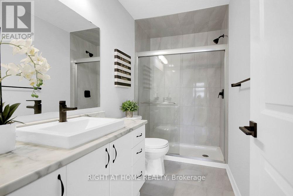 738 Quilter Row, Ottawa, Ontario  K0A 2Z0 - Photo 31 - X12424925