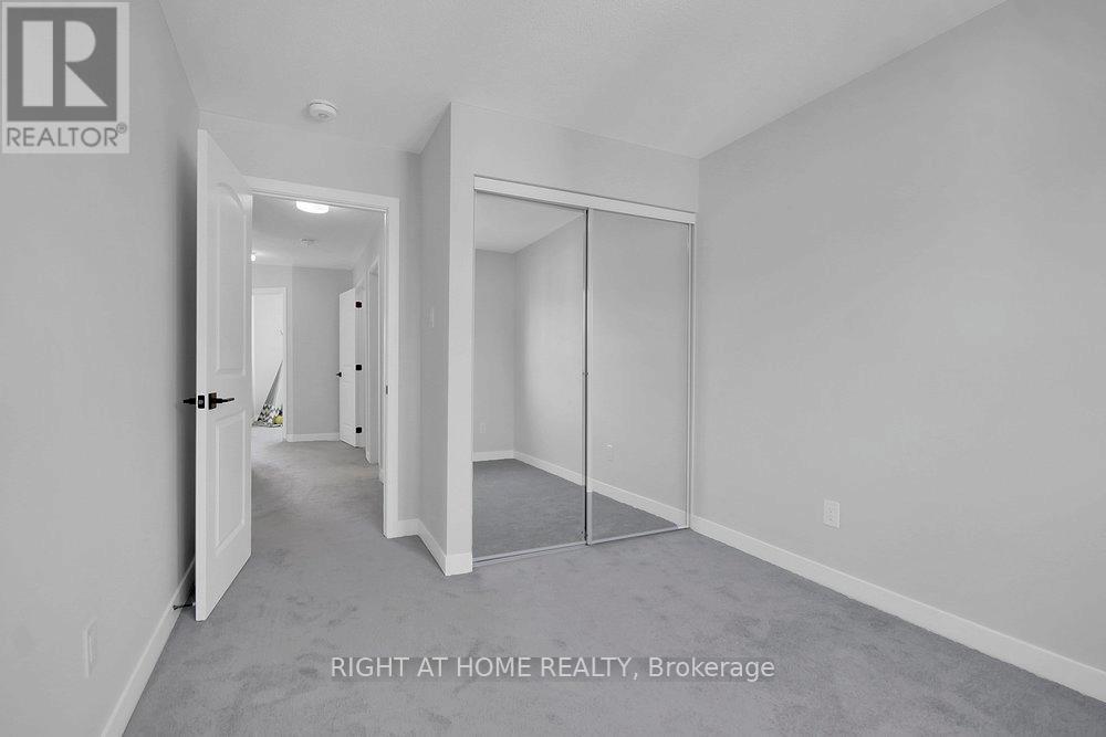 738 Quilter Row, Ottawa, Ontario  K0A 2Z0 - Photo 40 - X12424925