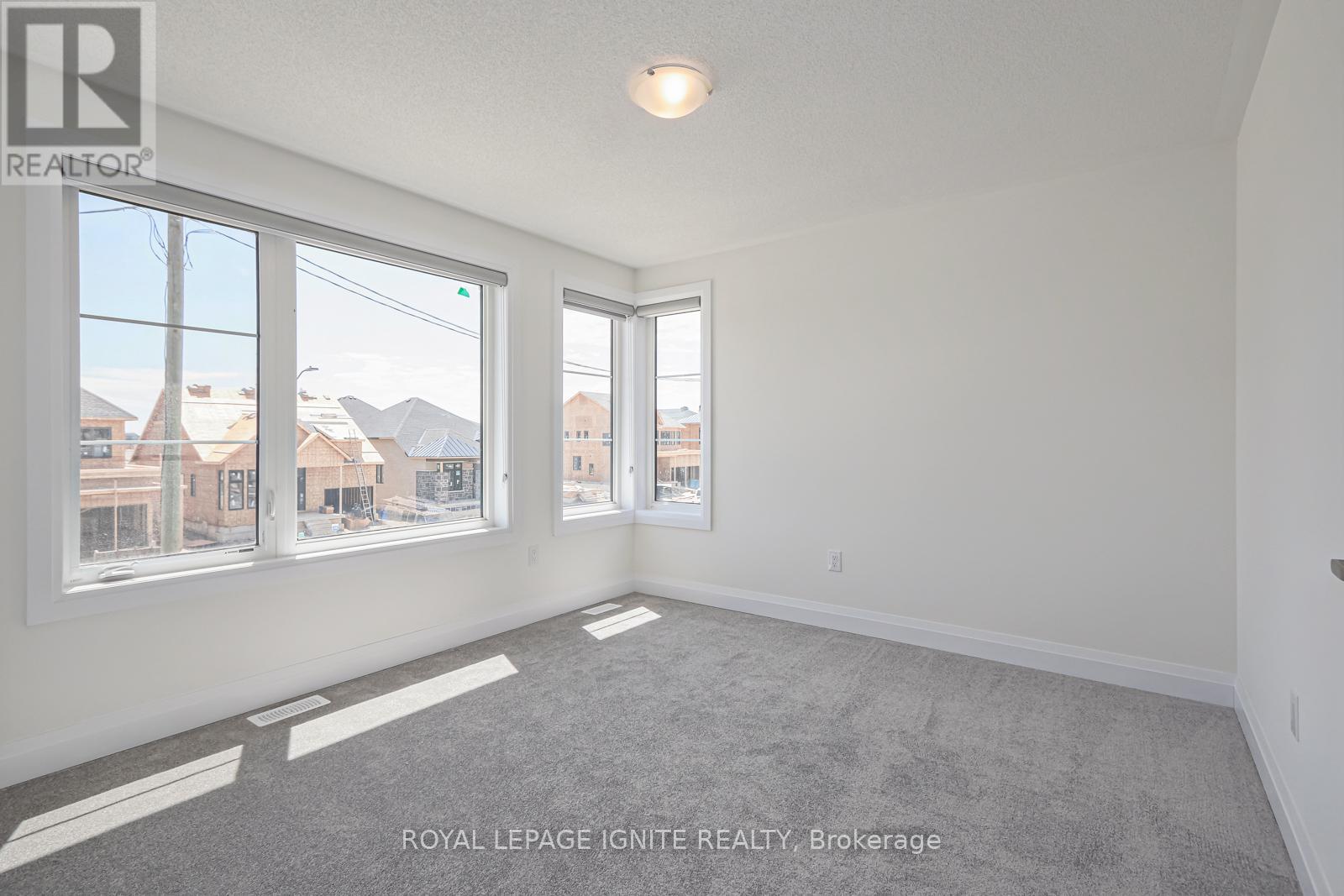 51 Del Ray Crescent, Wasaga Beach, Ontario  L9Z 0N8 - Photo 12 - S12449360