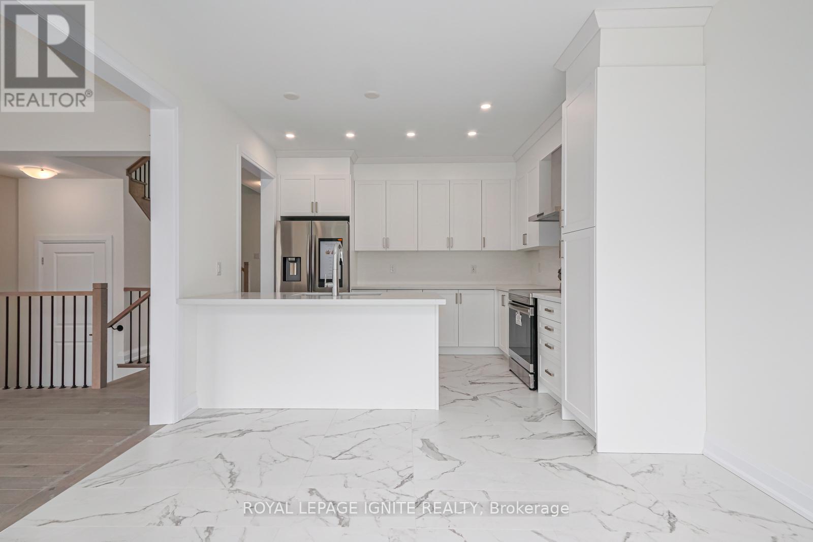 51 Del Ray Crescent, Wasaga Beach, Ontario  L9Z 0N8 - Photo 9 - S12449360
