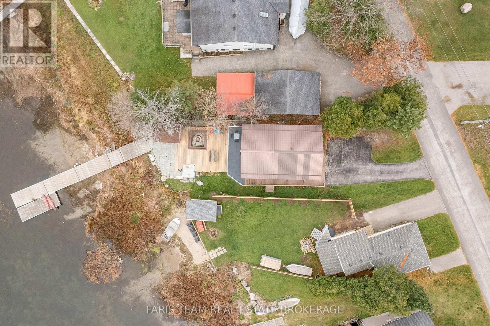 122 Mitchells Beach Road, Tay (Victoria Harbour), Ontario  L0K 2A0 - Photo 33 - S12449403