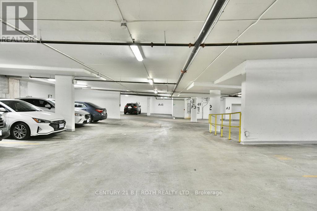 818 - 58 Lakeside Terrace, Barrie (Little Lake), Ontario  L4M 0L5 - Photo 13 - S12449479