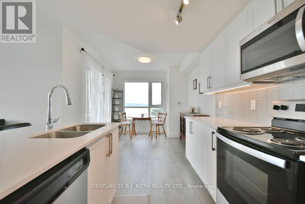 818 - 58 Lakeside Terrace, Barrie (Little Lake), Ontario  L4M 0L5 - Photo 17 - S12449479