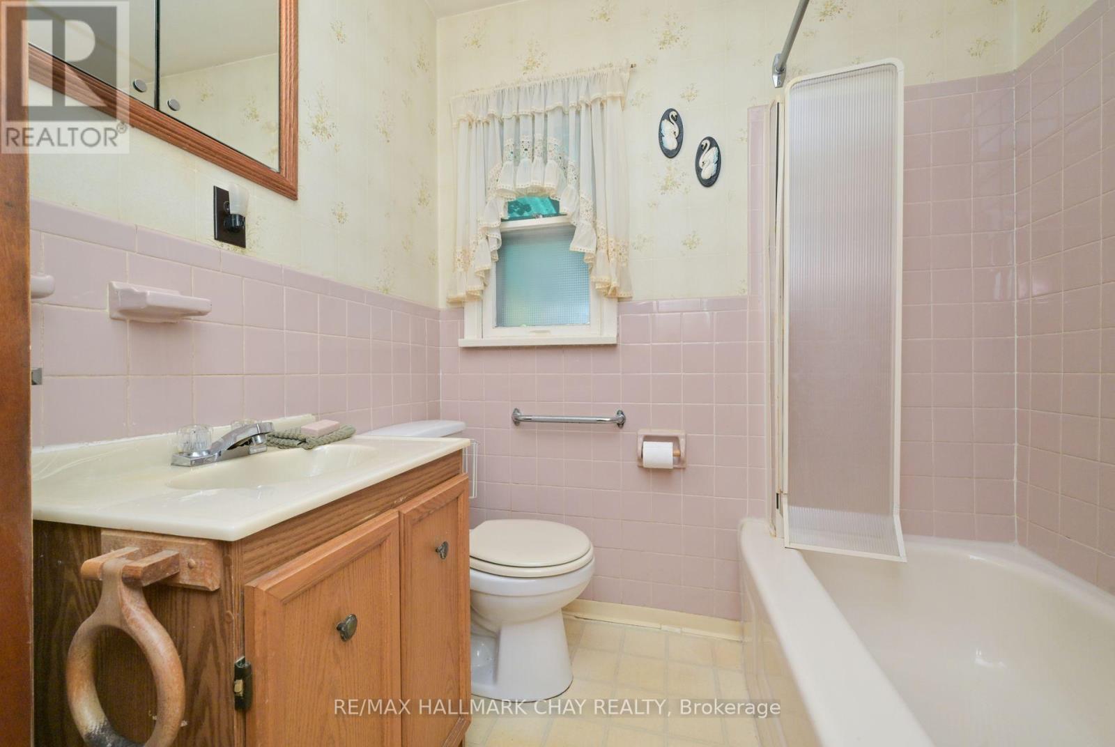 20 Leach Street, Orillia, Ontario  L3V 5N7 - Photo 15 - S12449500