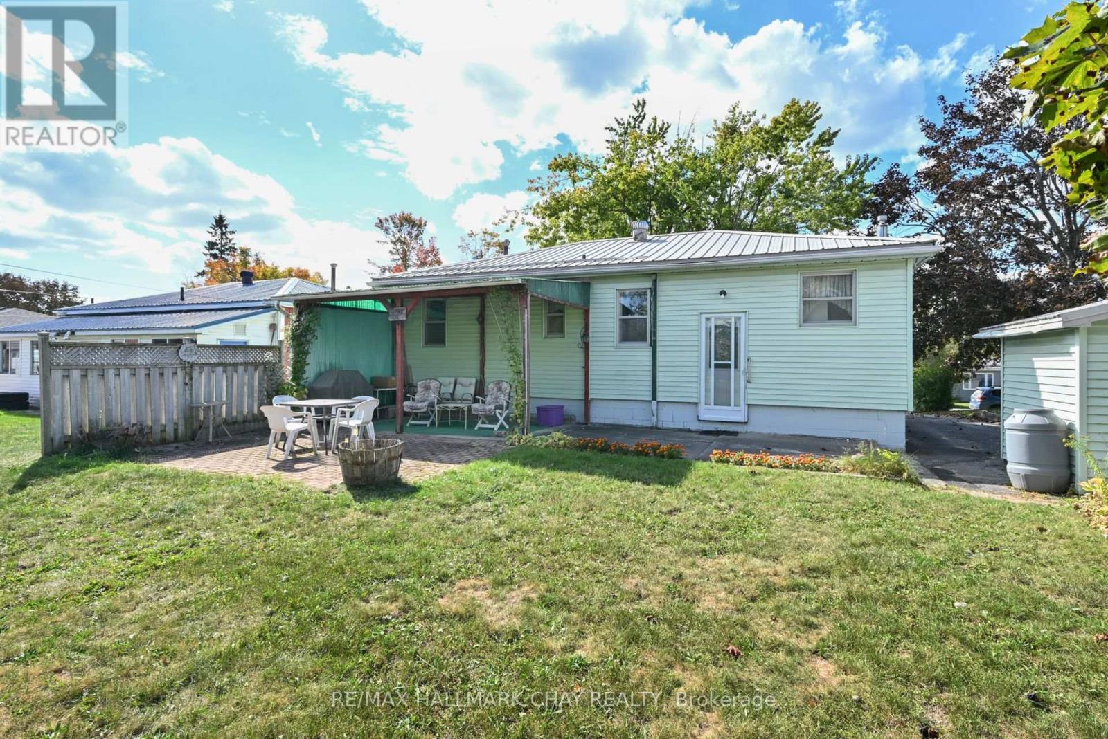 20 Leach Street, Orillia, Ontario  L3V 5N7 - Photo 24 - S12449500