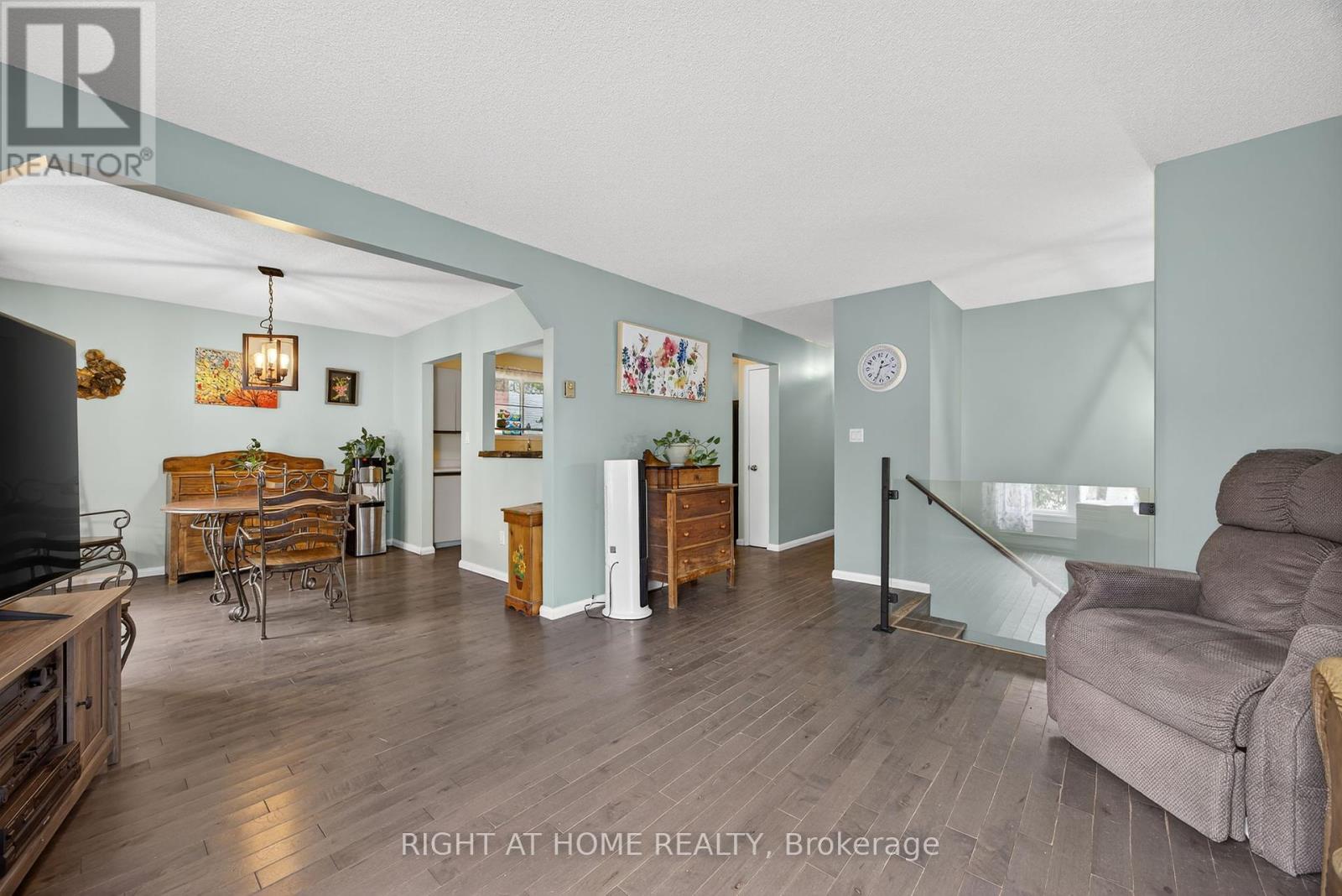 112 Borland Street E, Orillia, Ontario  L3V 2B7 - Photo 12 - S12449502