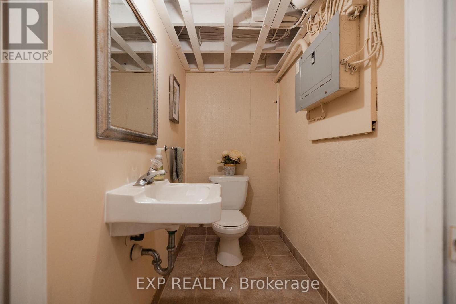 300 Melrose Avenue, Kitchener, Ontario  N2H 2C1 - Photo 23 - X12426701