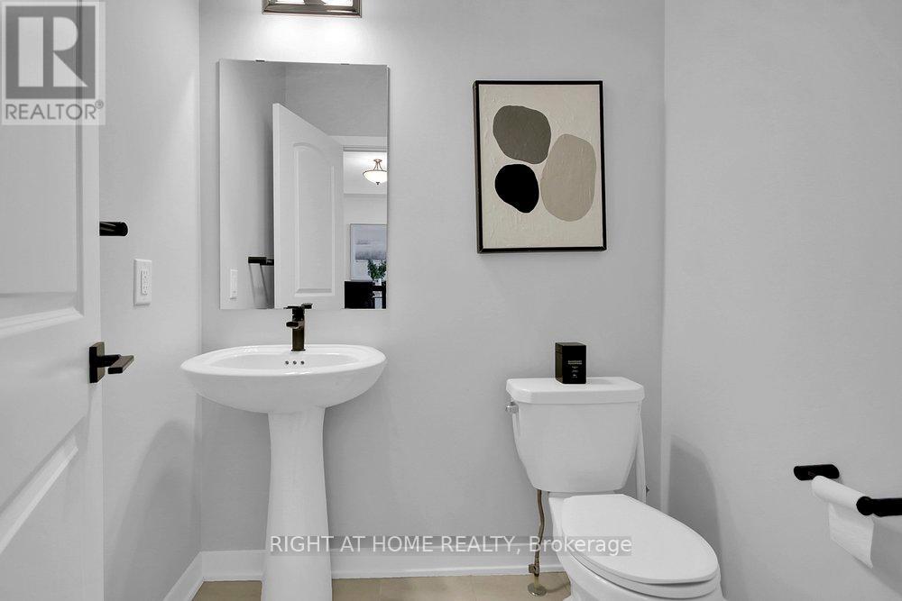 738 Quilter Row, Ottawa, Ontario  K0A 2Z0 - Photo 25 - X12424925