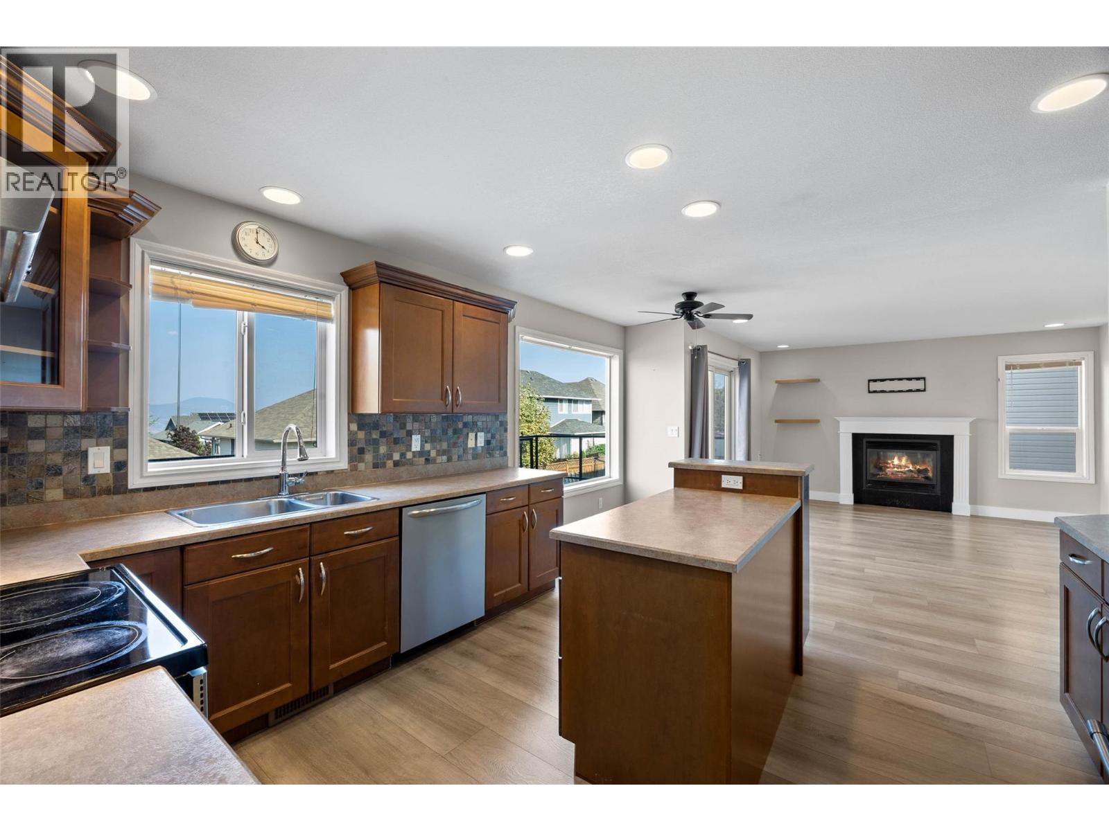 2608 Bentall Drive, Kamloops, British Columbia  V1S 2B5 - Photo 11 - 10362473