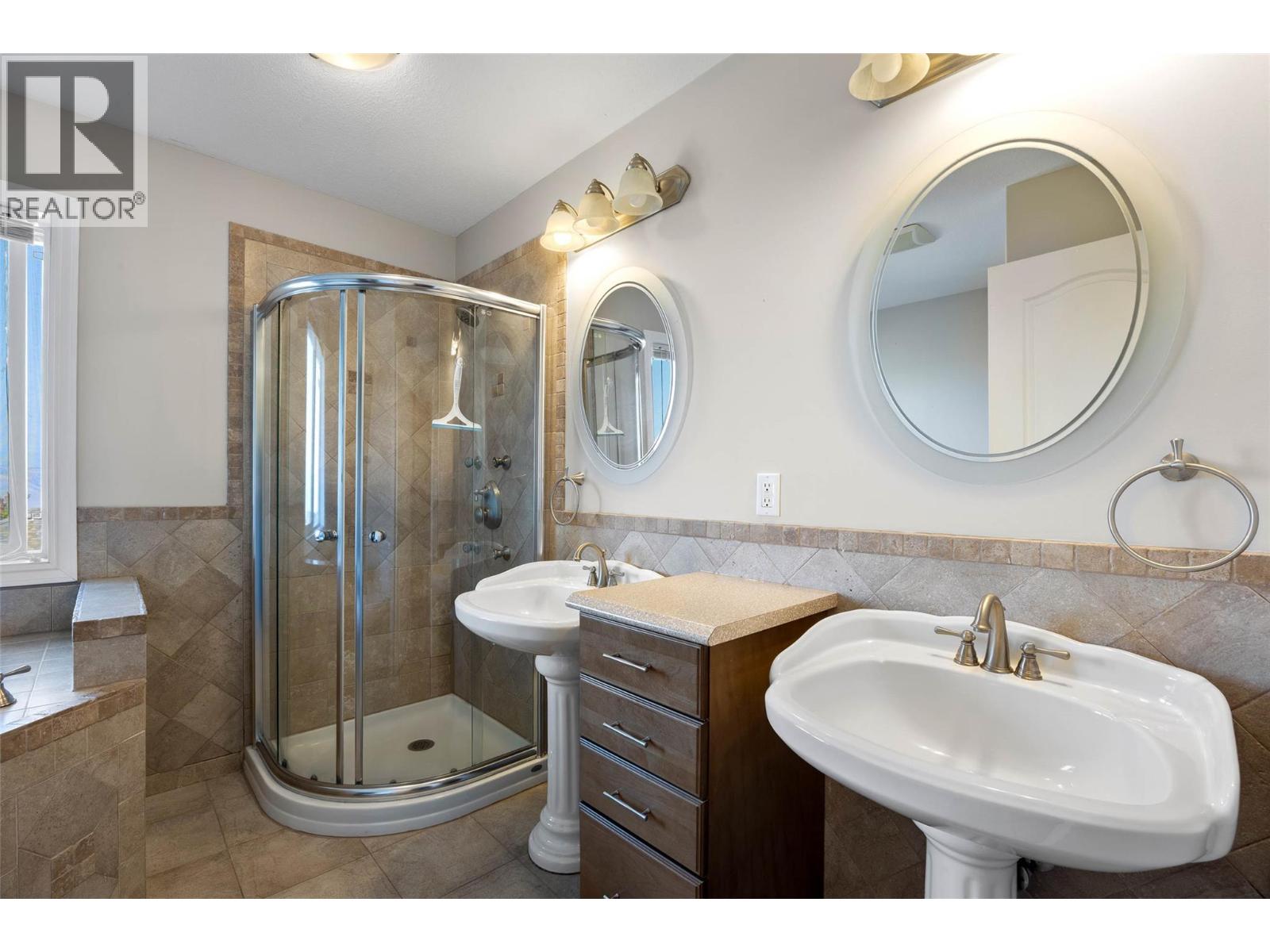 2608 Bentall Drive, Kamloops, British Columbia  V1S 2B5 - Photo 25 - 10362473