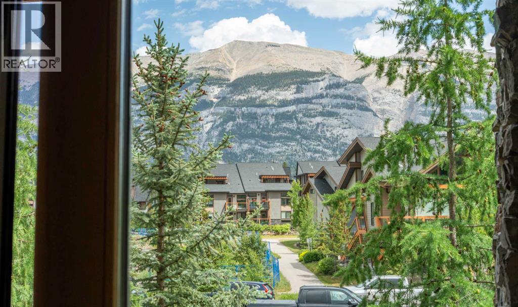 205, 106 Stewart Creek Landing, Canmore, Alberta  T1W 0G6 - Photo 7 - A2244914
