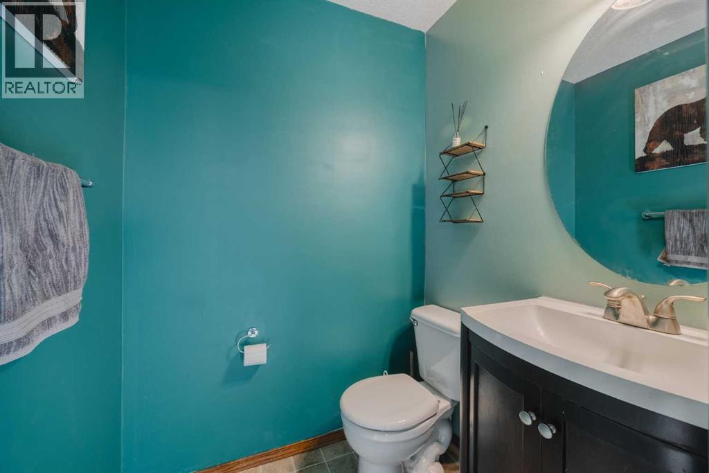 276 Cramond Close Se, Calgary, Alberta  T3M 1E2 - Photo 13 - A2259407