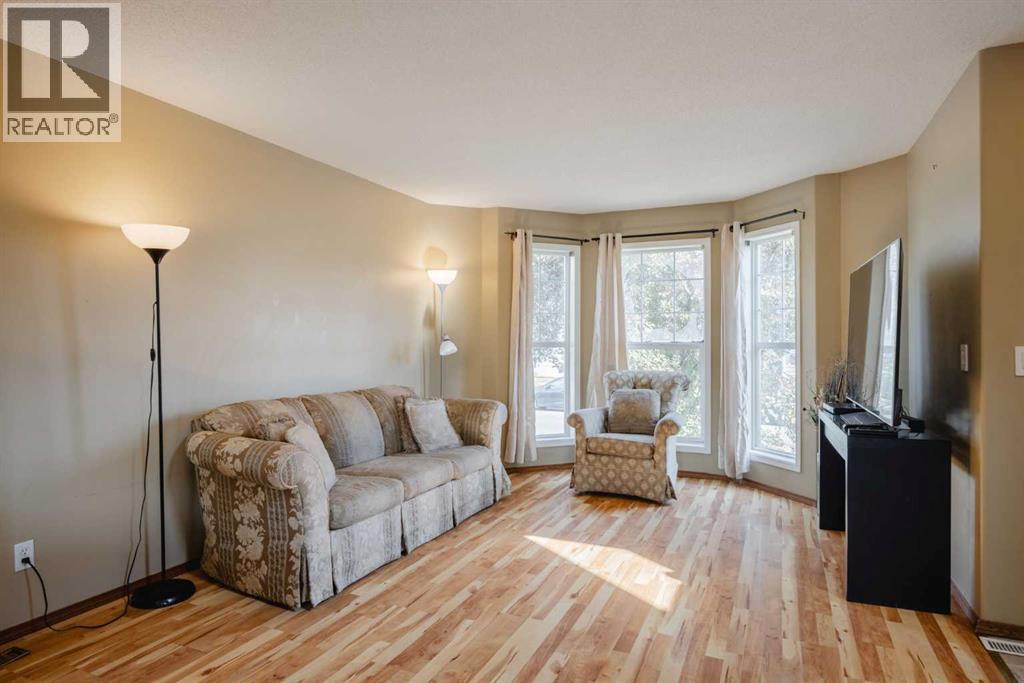276 Cramond Close Se, Calgary, Alberta  T3M 1E2 - Photo 3 - A2259407