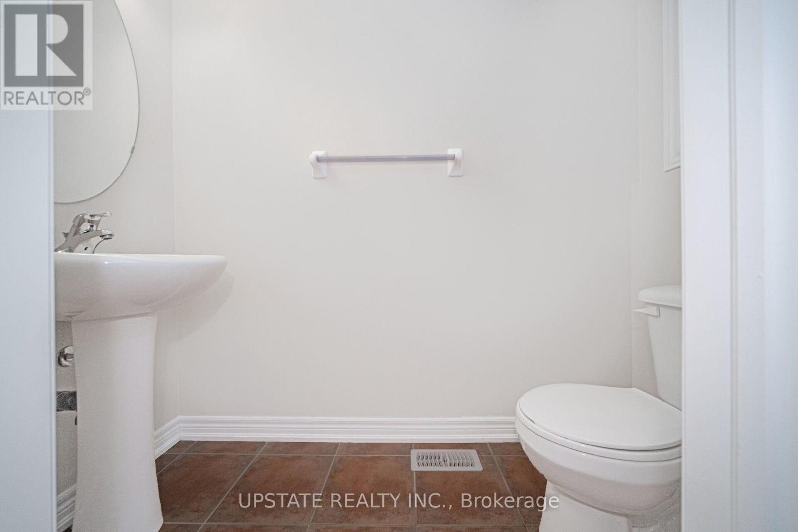 66 George Robinson Drive, Brampton (Credit Valley), Ontario  L6Y 1P2 - Photo 15 - W12449353