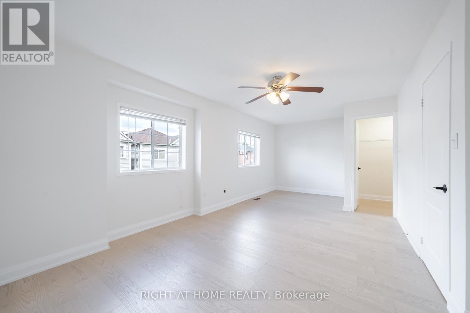 39 Viceroy Crescent, Brampton (Northwest Sandalwood Parkway), Ontario  L7A 1V7 - Photo 18 - W12449363