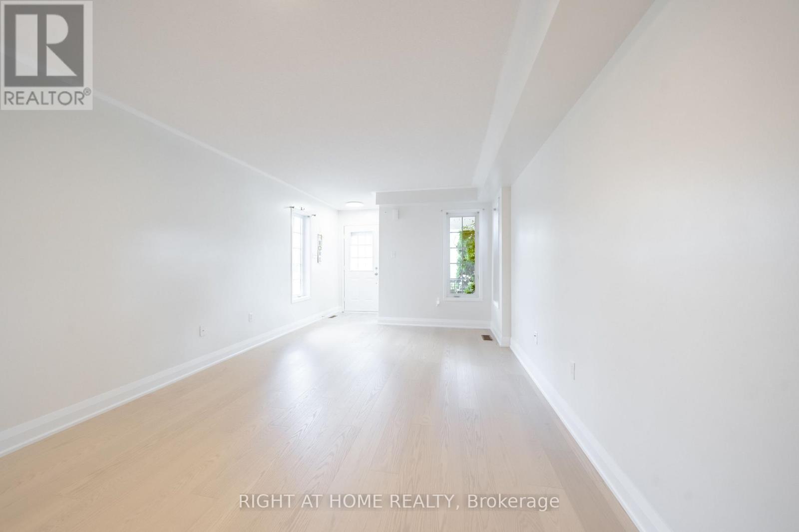 39 Viceroy Crescent, Brampton (Northwest Sandalwood Parkway), Ontario  L7A 1V7 - Photo 6 - W12449363