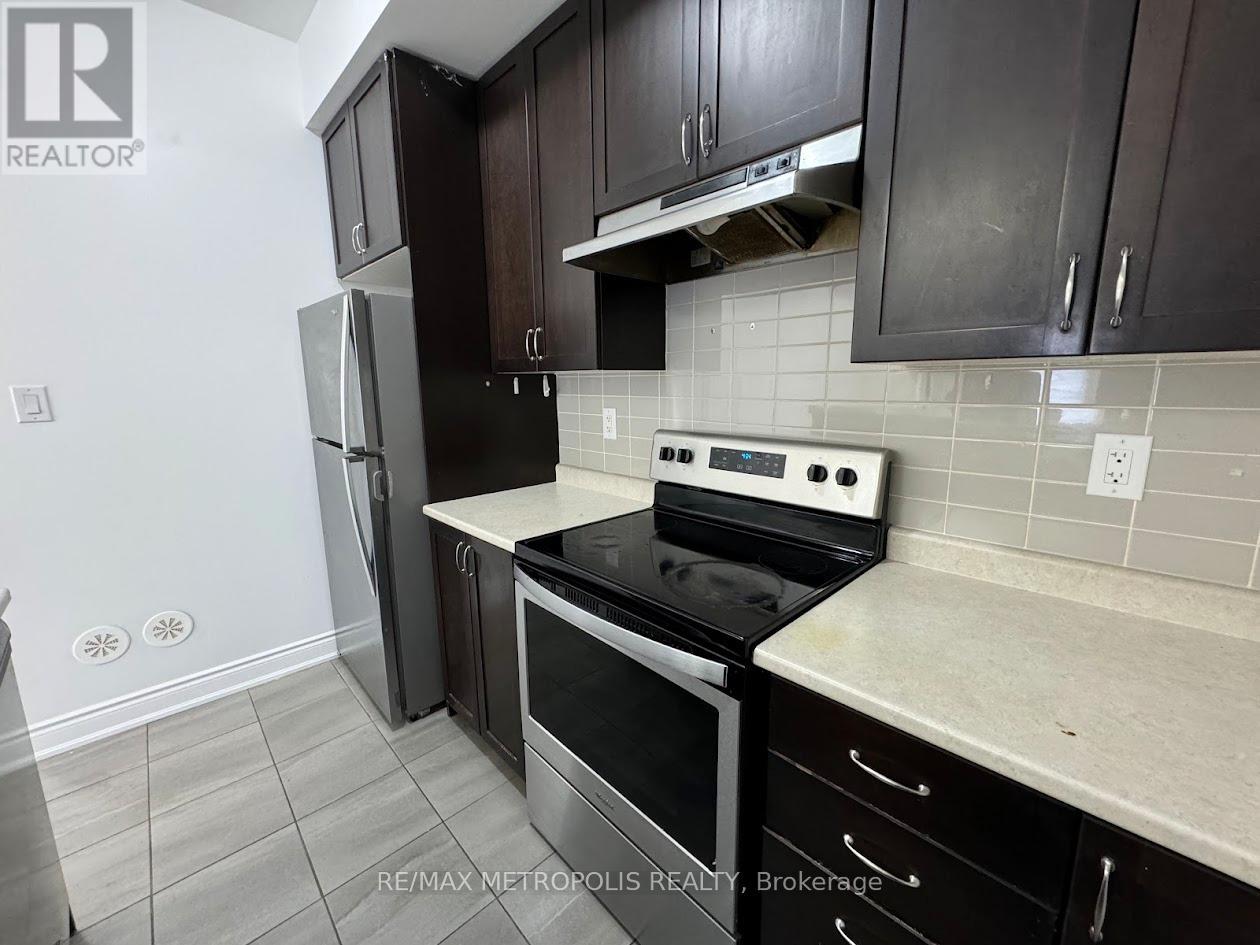 294 - 250 Sunny Meadow Boulevard, Brampton, Ontario  L3R 3Y6 - Photo 14 - W12449392