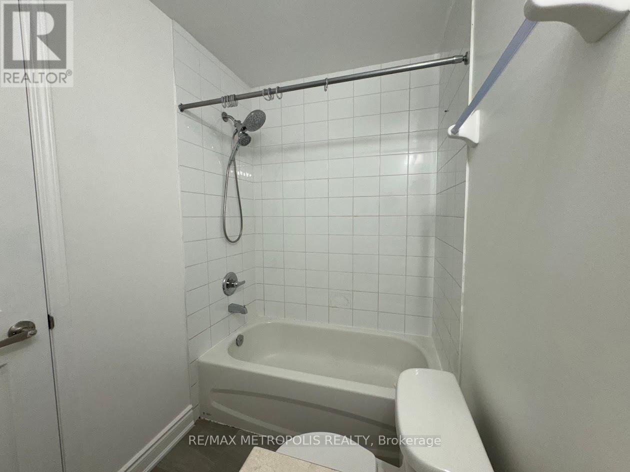 294 - 250 Sunny Meadow Boulevard, Brampton, Ontario  L3R 3Y6 - Photo 21 - W12449392