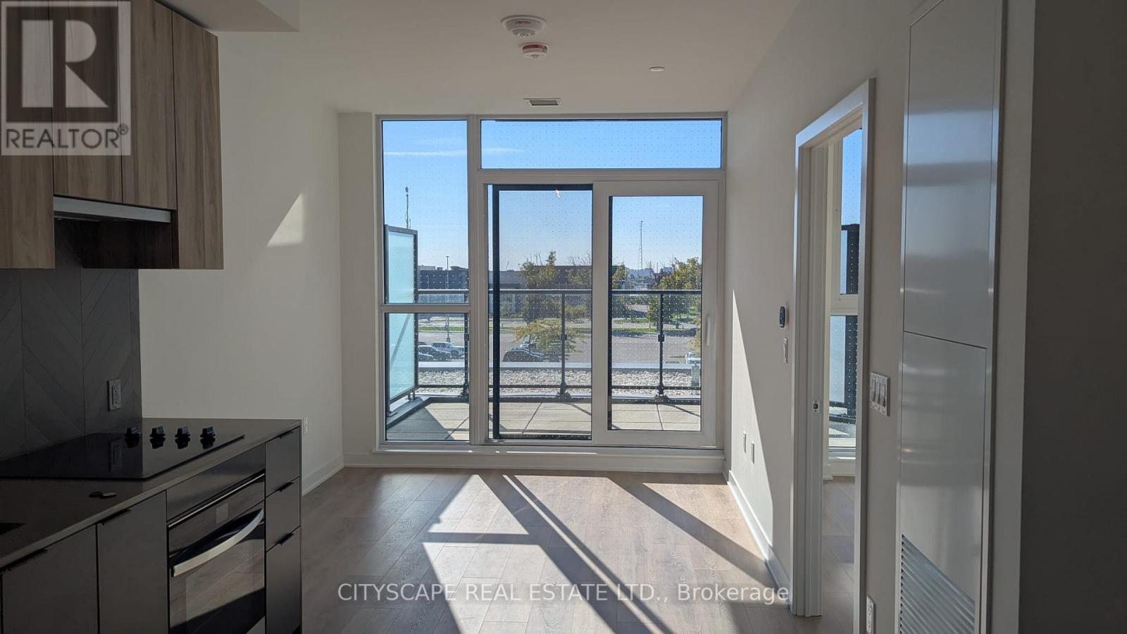 209 - 1037 Queensway, Toronto, Ontario  M8Z 6C7 - Photo 12 - W12449394