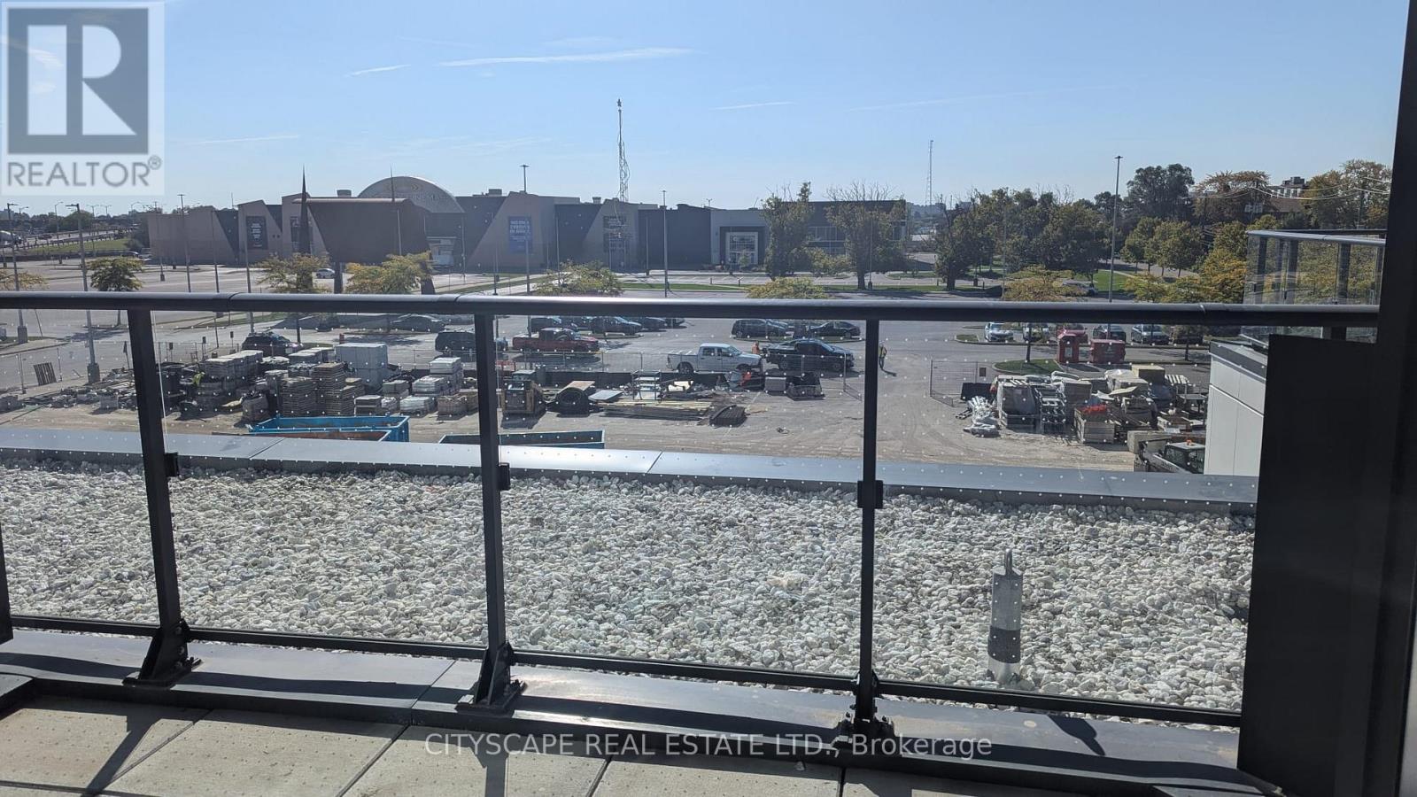 209 - 1037 Queensway, Toronto, Ontario  M8Z 6C7 - Photo 4 - W12449394