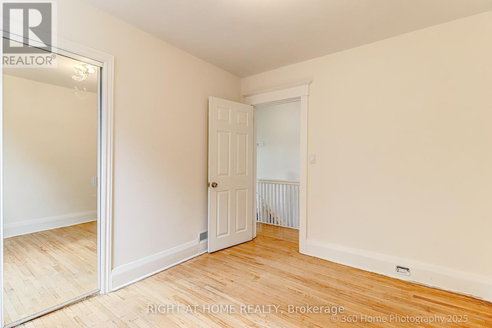 1994 Dufferin Street, Toronto (Caledonia-Fairbank), Ontario  M6E 3R2 - Photo 10 - W12449398