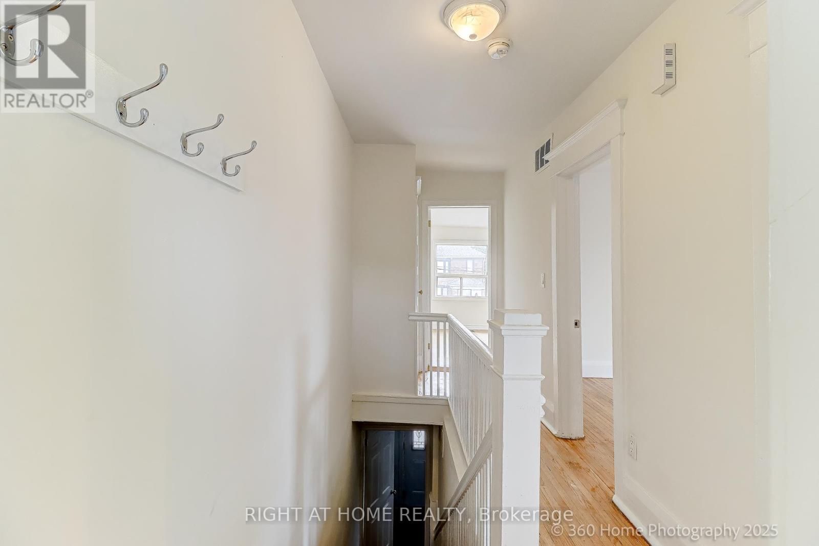 1994 Dufferin Street, Toronto (Caledonia-Fairbank), Ontario  M6E 3R2 - Photo 8 - W12449398