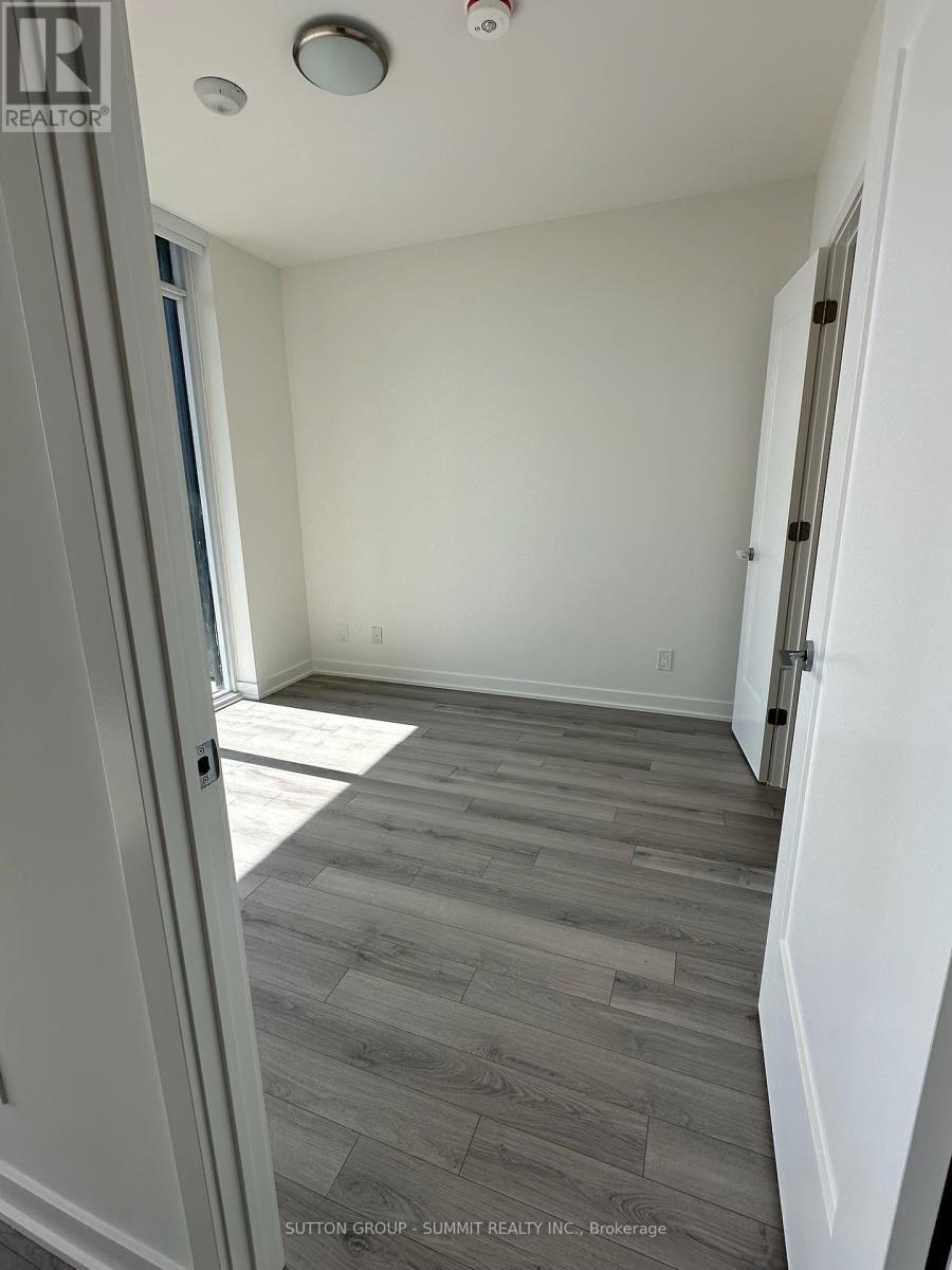 2011 - 3079 Trafalgar Road, Oakville, Ontario  L6H 7E3 - Photo 12 - W12449401