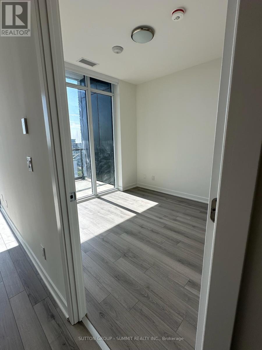 2011 - 3079 Trafalgar Road, Oakville, Ontario  L6H 7E3 - Photo 13 - W12449401