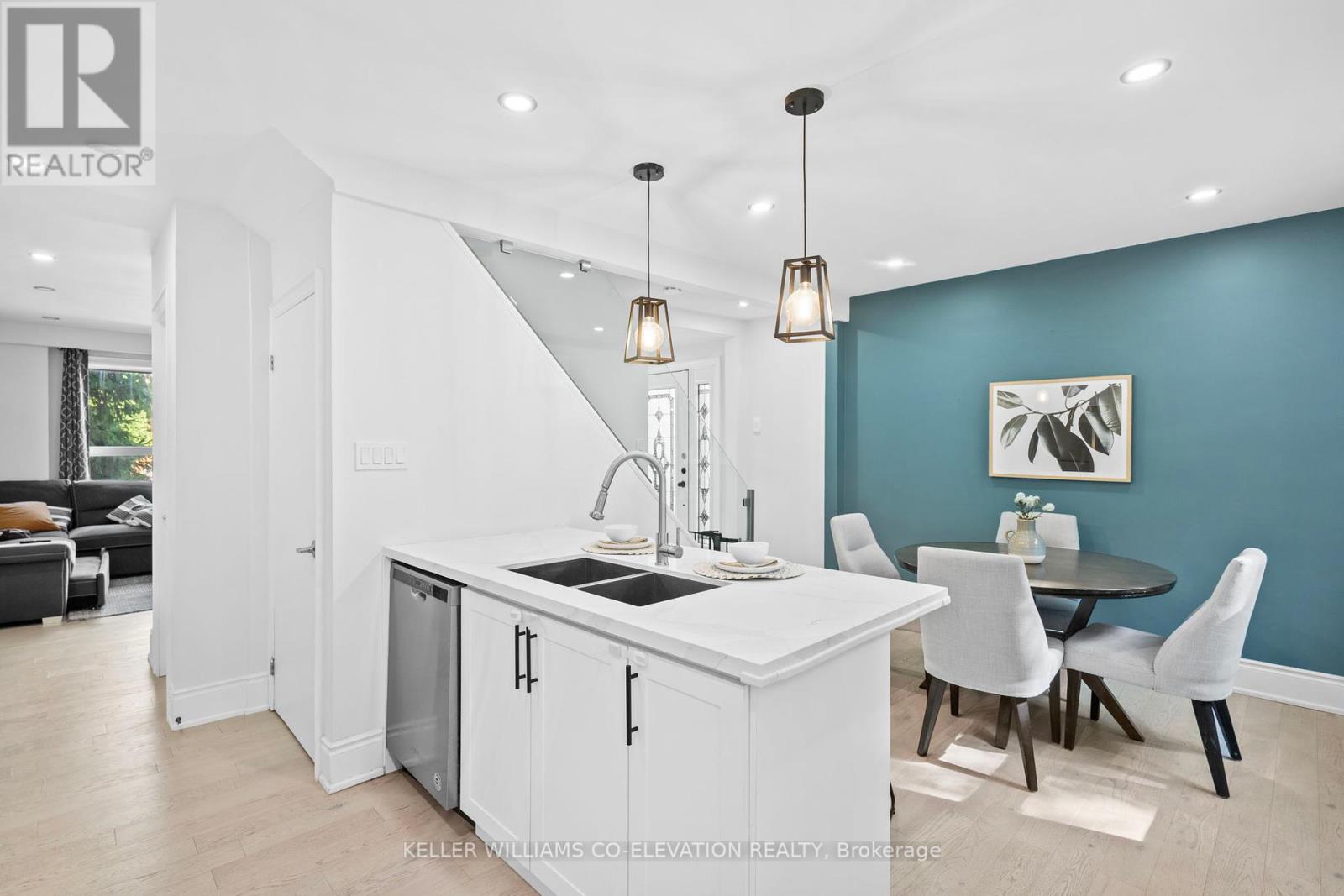 1244 Nigel Road, Mississauga (Clarkson), Ontario  L5J 3S7 - Photo 11 - W12449417