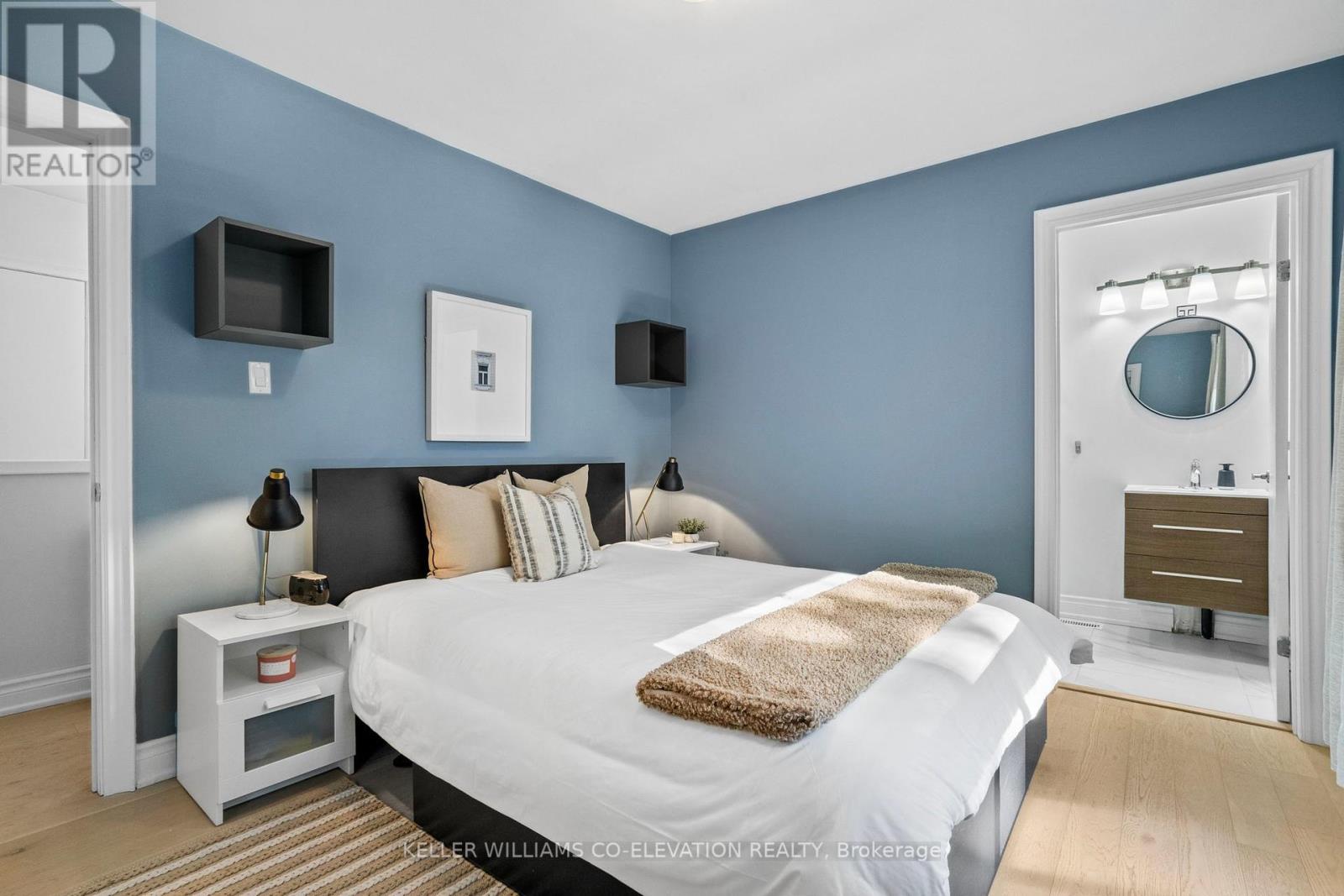 1244 Nigel Road, Mississauga (Clarkson), Ontario  L5J 3S7 - Photo 16 - W12449417